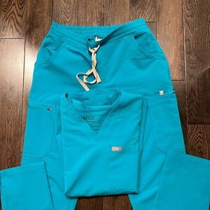 CATARINA 1 pocket + low waist skinny scrub SET